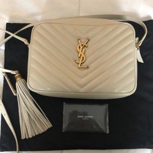 Saint Laurent Lou Camera bag in Blanc Vintage